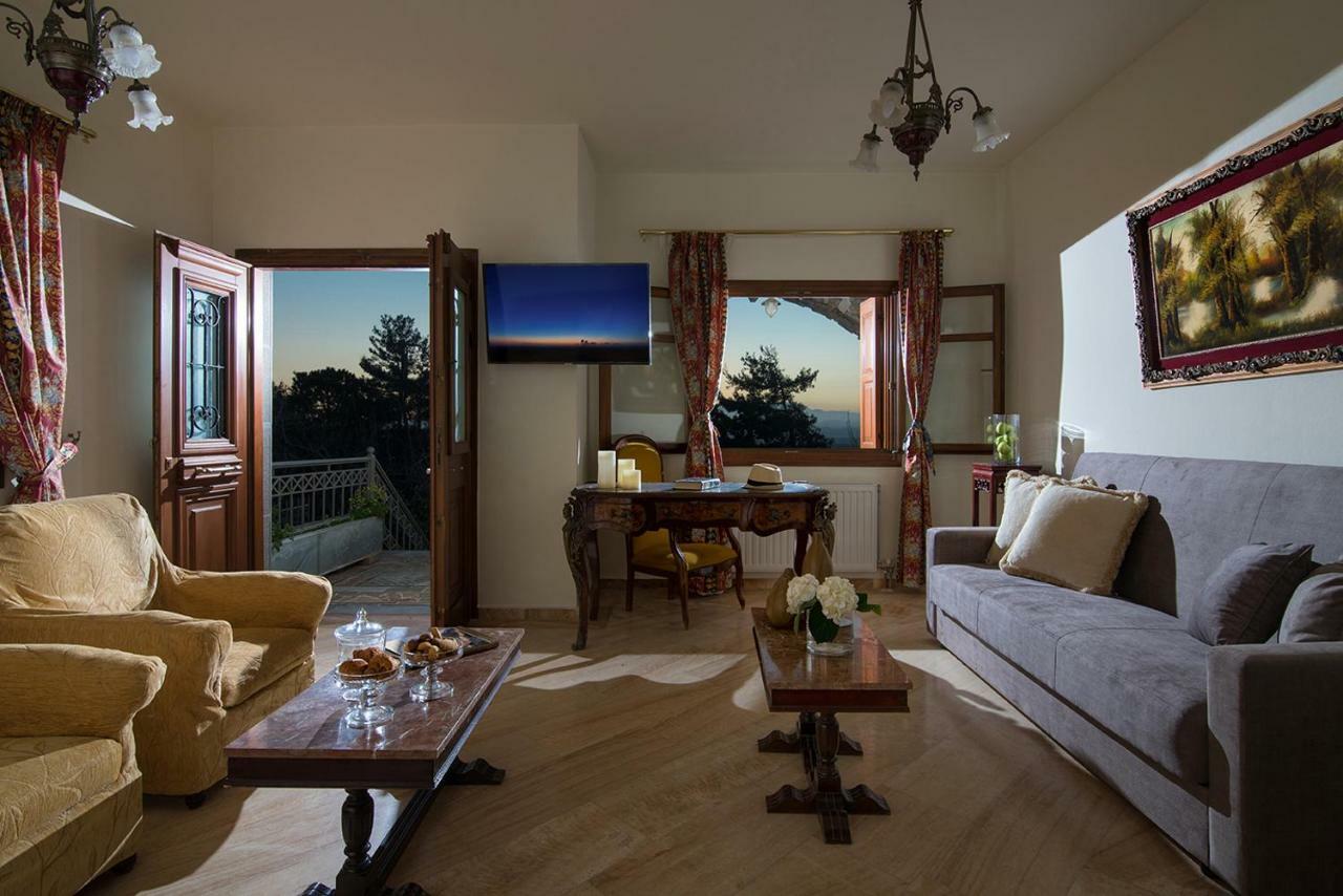 Oniropetra Luxury Suites Armakha Ngoại thất bức ảnh
